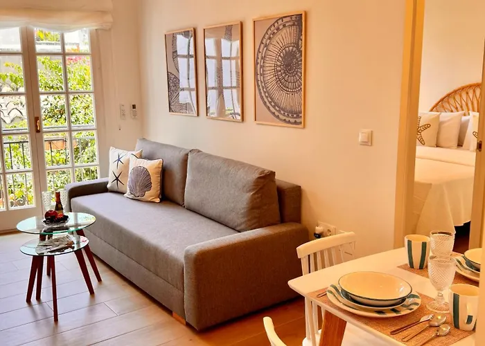 Ana Centro アパート マルベーリャ