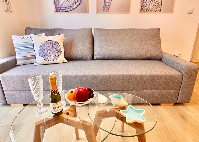 Ana Centro マルベーリャ